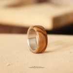 انگشتر نقره و چوب