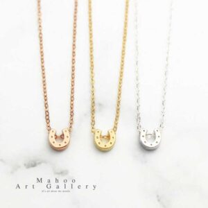 گردنبند نعل مینیمال