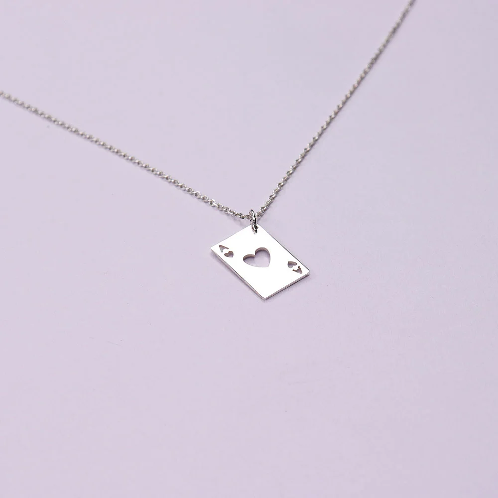 minimal-ace-of-hearts-pendant-silver-necklace-n0238-1 گردنبند نقره آس دل مینیمال - تصویر 1