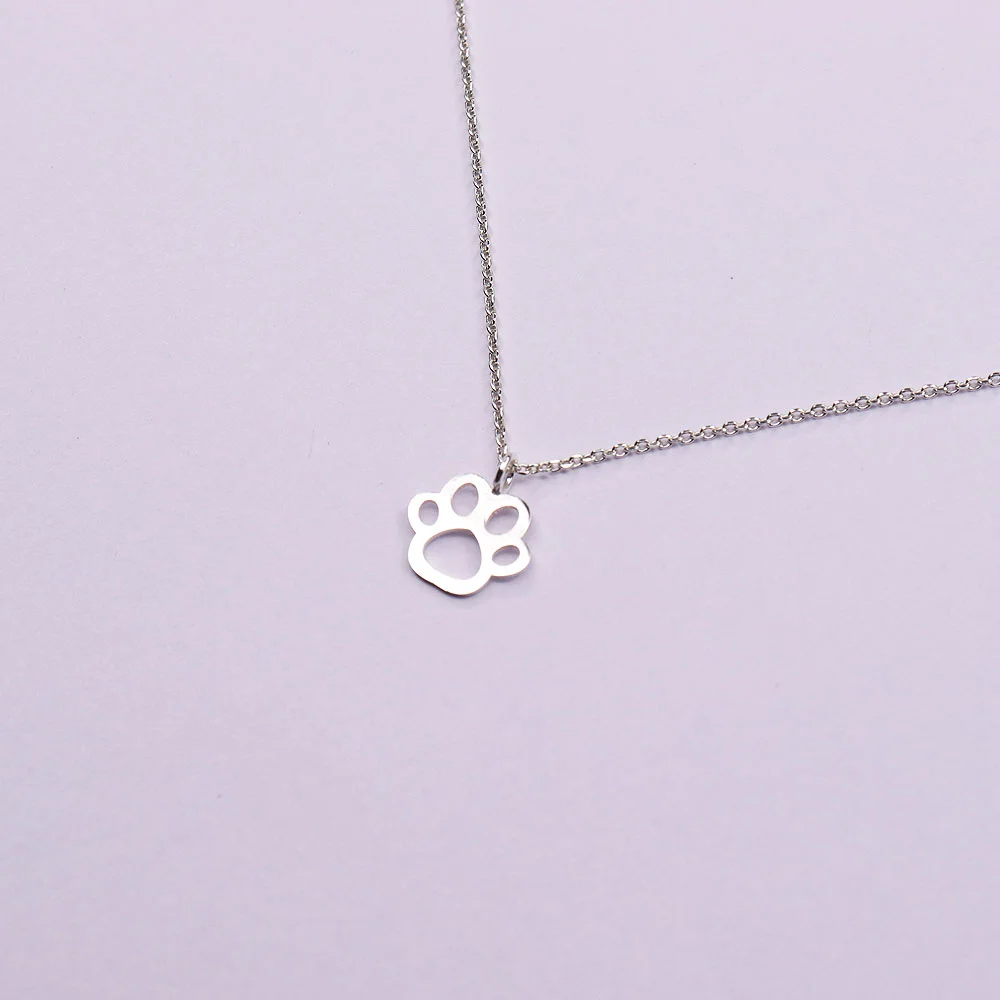 minimal-paw-pendant-silver-necklace-n0237-1 گردنبند نقره پنجه مینیمال - تصویر 1